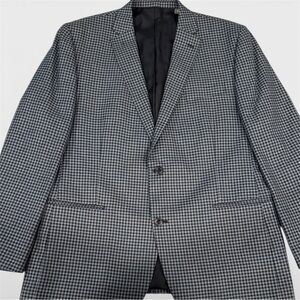 Michael Kors NWOT Checkered Polyester/Rayon Stylish Blazer 46L
